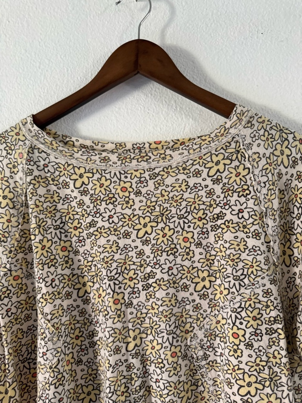 Free People We The Free Sammie Floral Raglan Crop Tee Distressed XL Boho - Picture 4 of 16